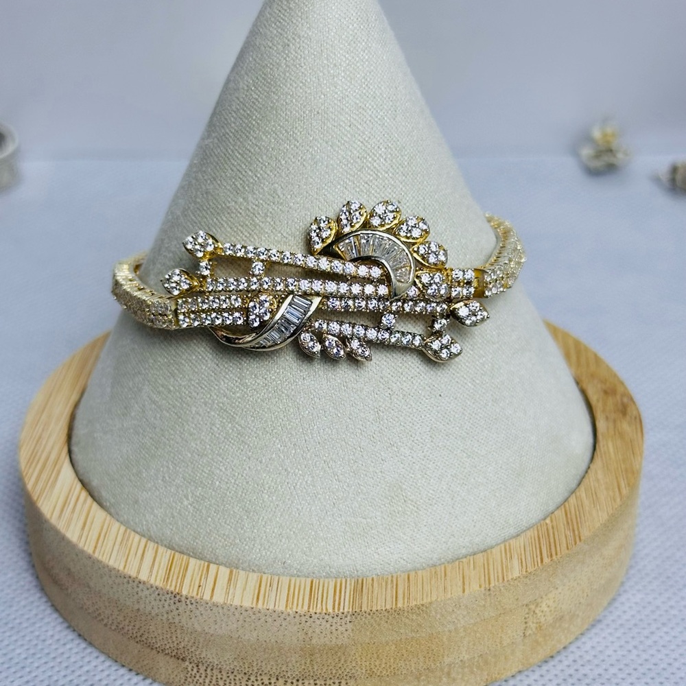 Elegant Pure 925 Silver Coated w/ Gold Bracelet